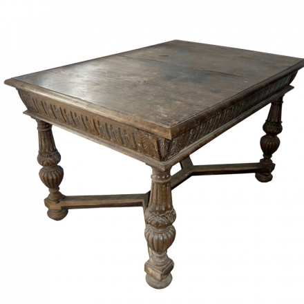 Стіл обідній